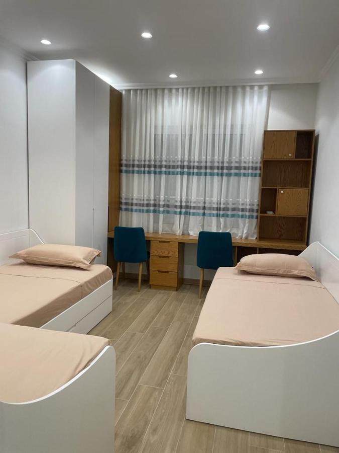 City Center Apartment Kafe Flora تيرانا المظهر الخارجي الصورة