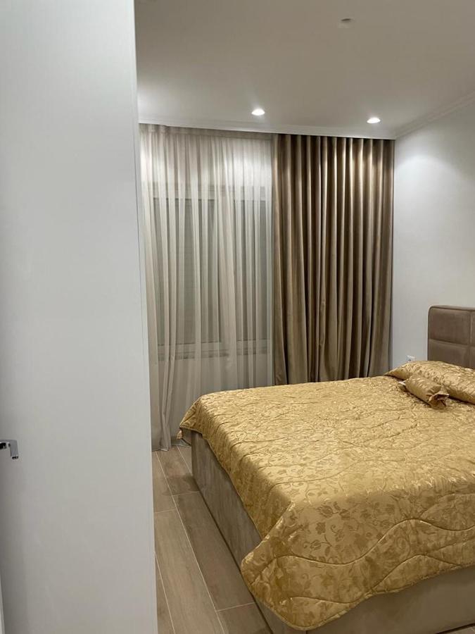 City Center Apartment Kafe Flora تيرانا المظهر الخارجي الصورة