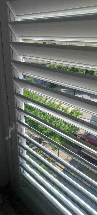 City Center Apartment Kafe Flora تيرانا المظهر الخارجي الصورة