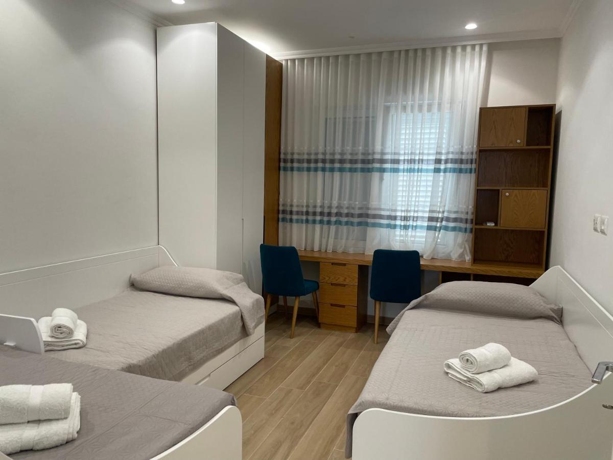 City Center Apartment Kafe Flora تيرانا المظهر الخارجي الصورة