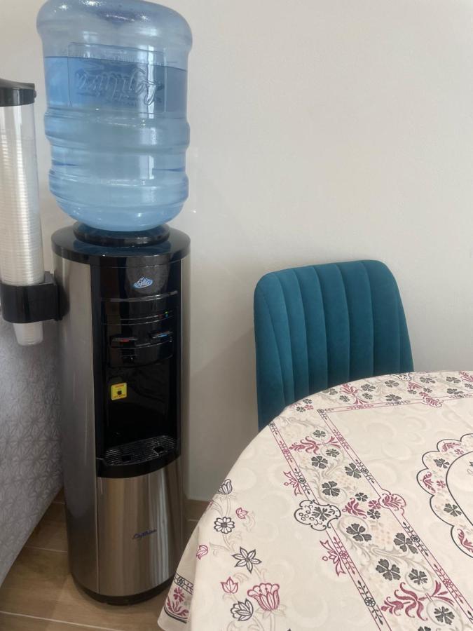City Center Apartment Kafe Flora تيرانا المظهر الخارجي الصورة
